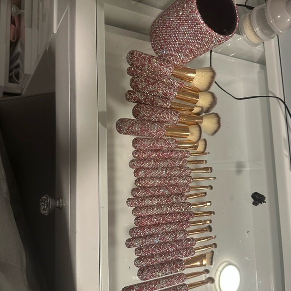 Other - Sparkling Pink Makeup Brush Set